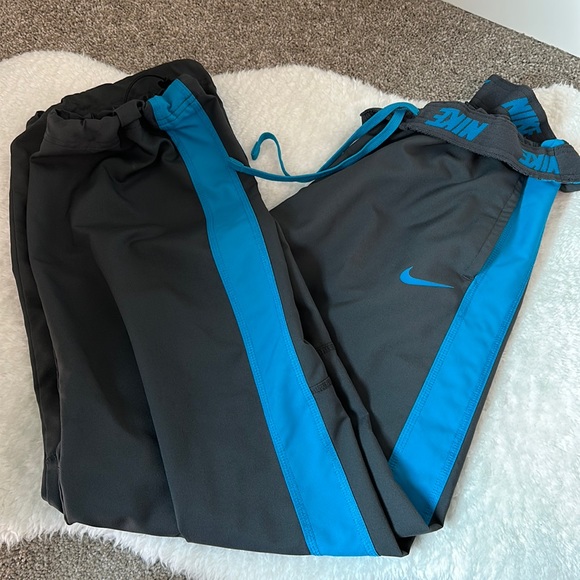 Nike Other - Nike Men’s Drawstring Sweatpants Size Medium